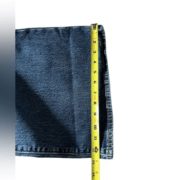 Levi's Ribcage  Bell Flared  Denim  Jeans - Picture 15 of 15